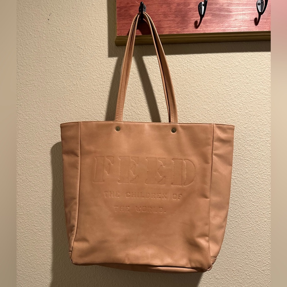 Large Feed Bag like new!